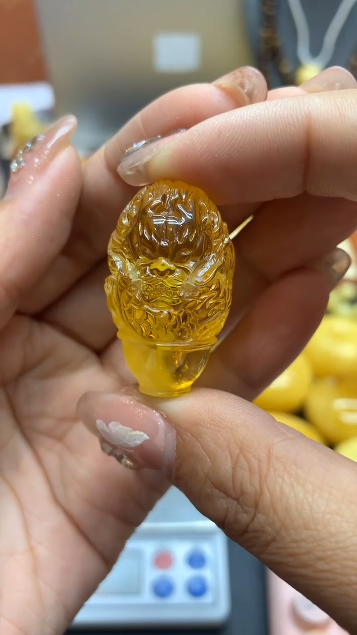 【闪购商品】未镶嵌琥珀珠宝奇石645