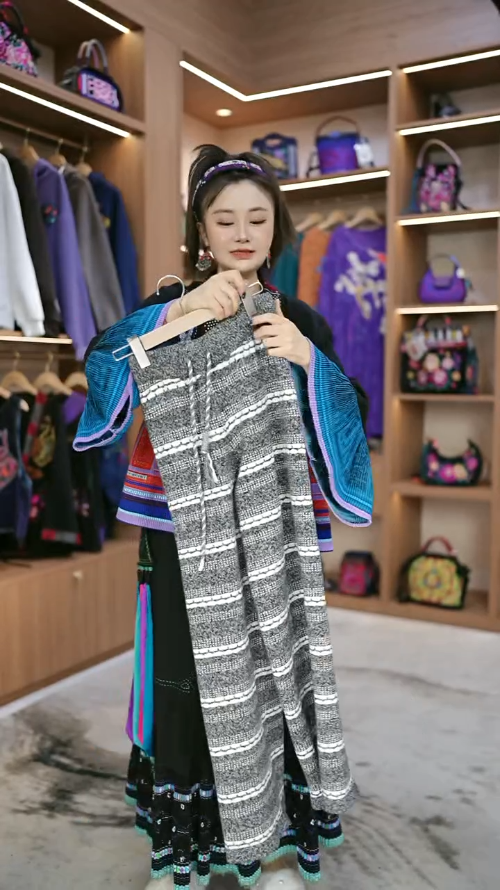 织绣L681黔东南苗族刺绣