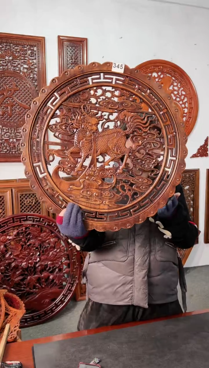 【闪购商品】香樟木木雕58公分  瑞兽麒麟