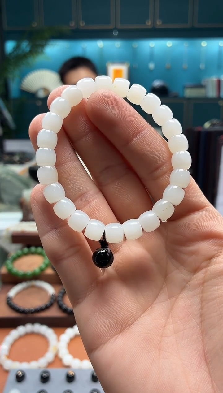 未镶嵌手串和田玉E**y白玉7*8