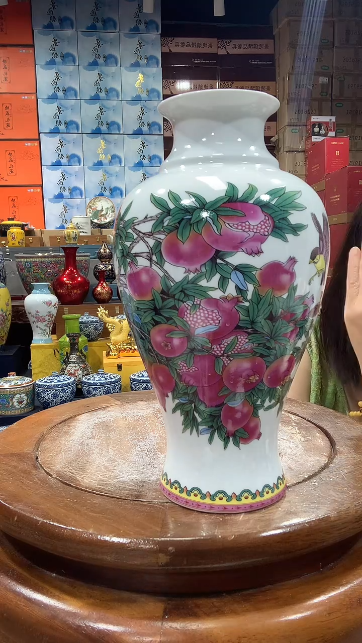摆件景德镇珐琅花瓶