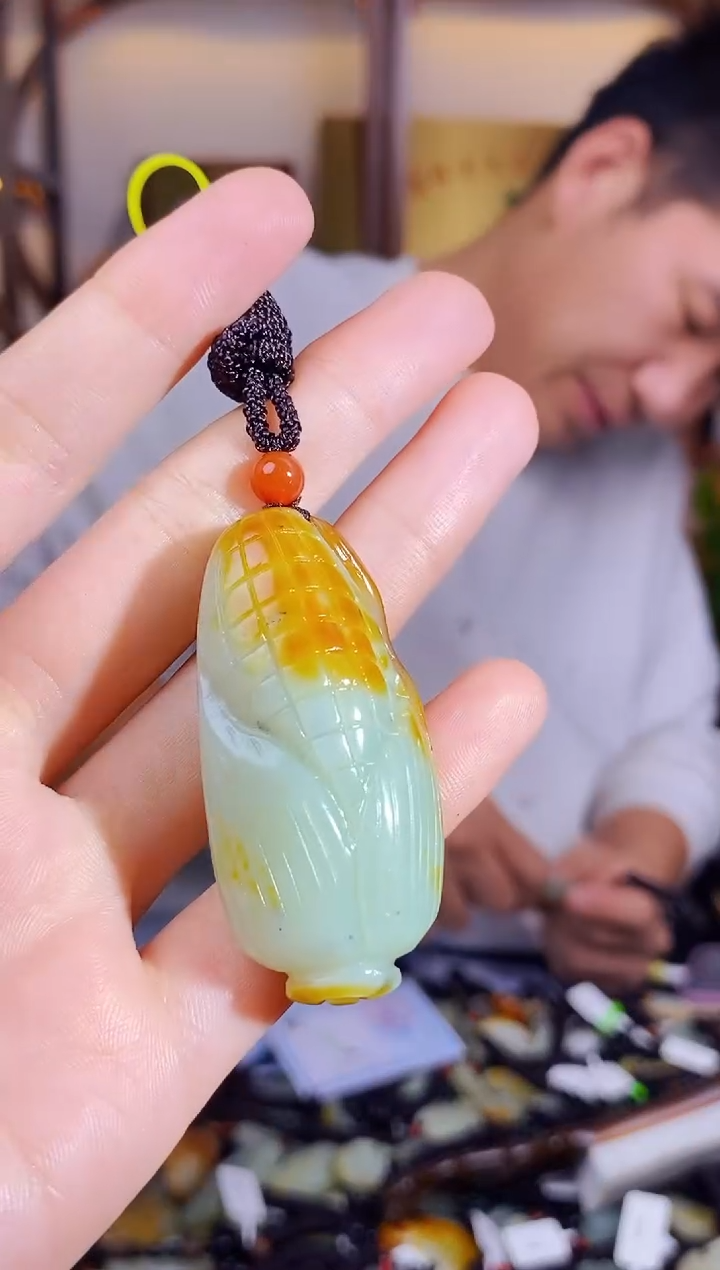 【闪购商品】和田玉颈饰未镶嵌1