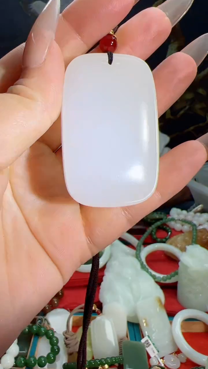【闪购商品】和田玉吊坠未镶嵌多样性发货拍一发一