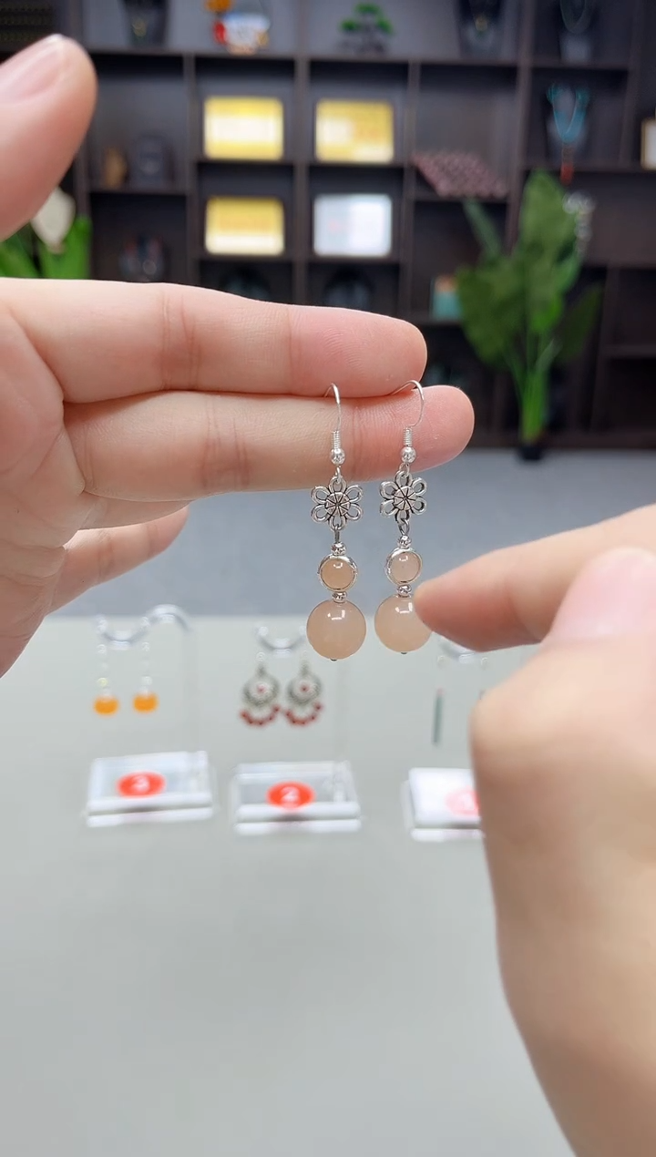 未镶嵌耳饰玛瑙/玉髓805000