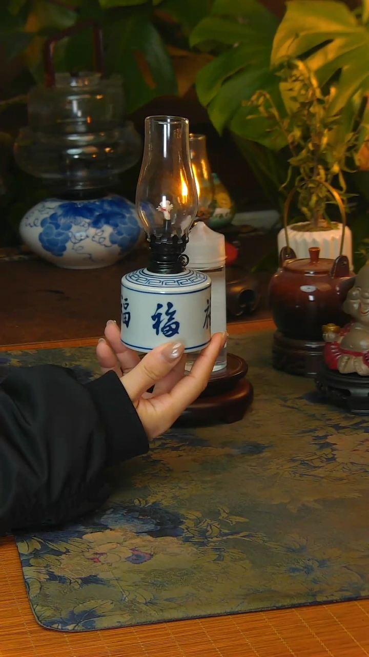 【闪购商品】景德镇陶瓷手工灯摆件