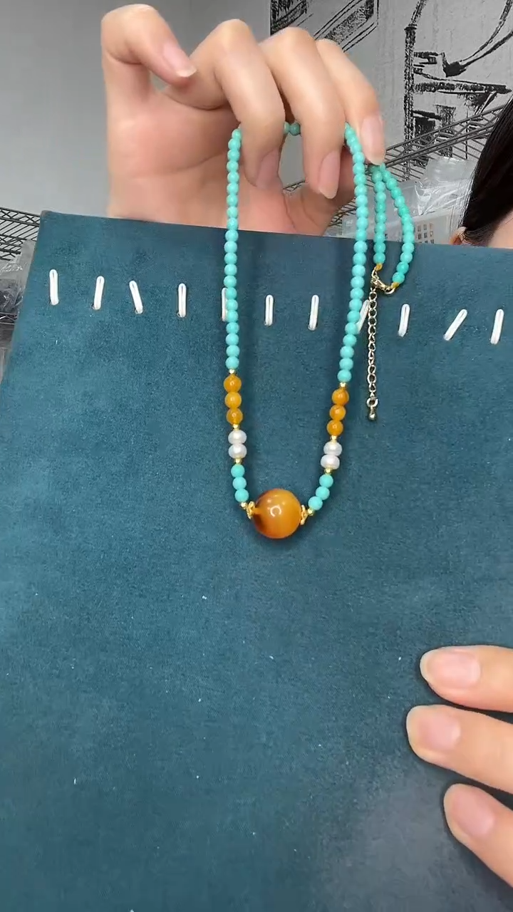 未镶嵌琥珀裸石天然蜜蜡H1359