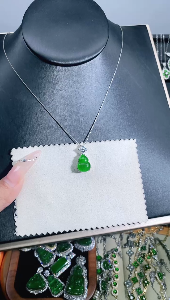 【闪购商品】翡翠颈饰银S925镶嵌多样性