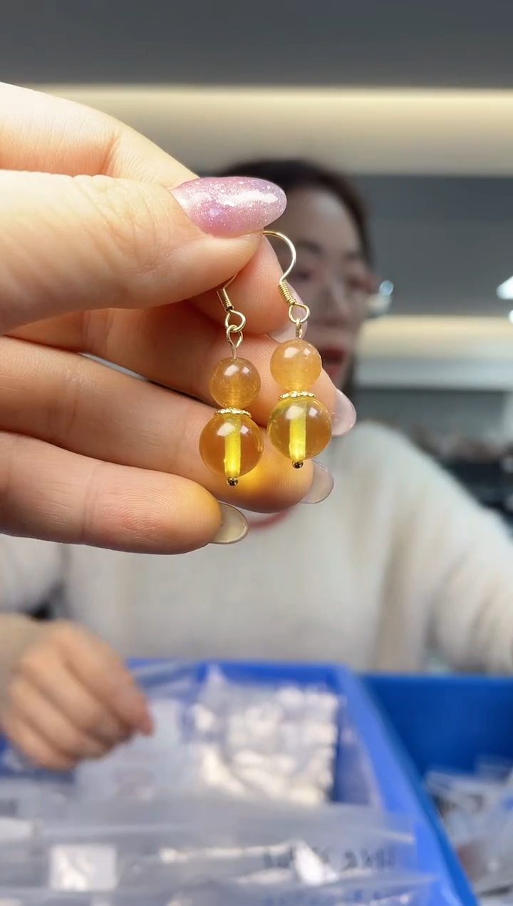 【闪购商品】金珀裸石未镶嵌多样性发一件