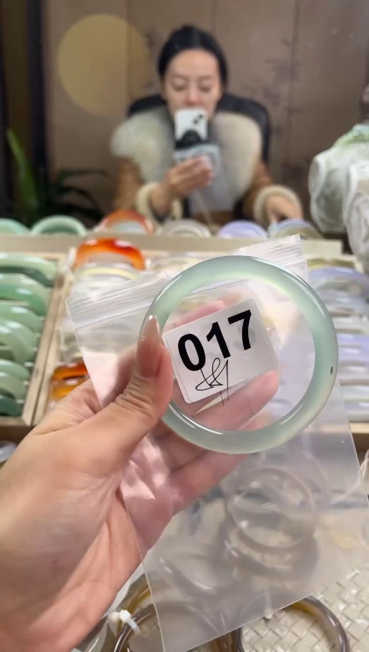 手镯玛瑙/玉髓未镶嵌017