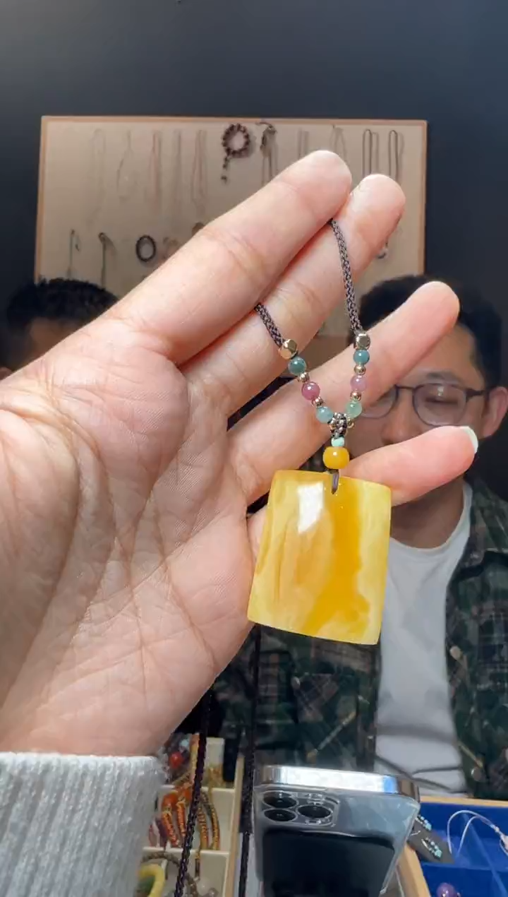 【闪购商品】琥珀颈饰未镶嵌1号孤品