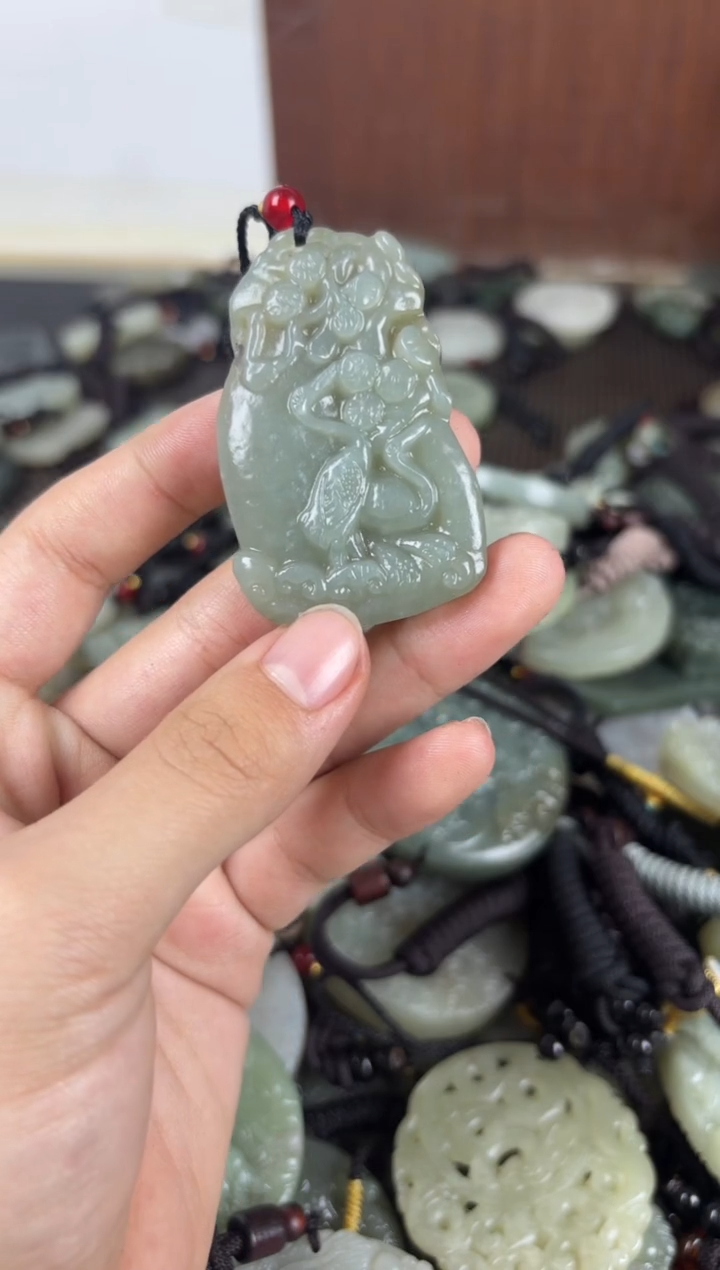 【闪购商品】和田玉颈饰未镶嵌1
