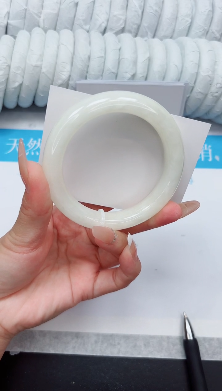 和田玉手镯未镶嵌177-60.1