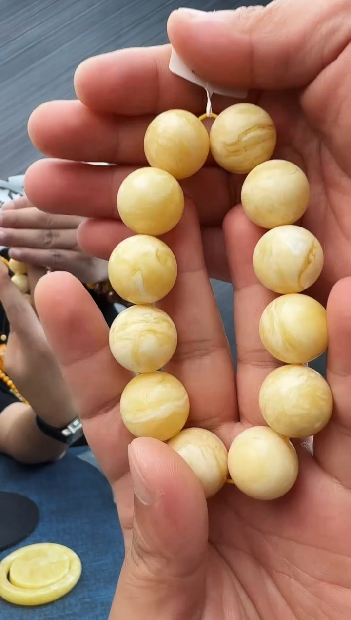 蜜蜡未镶嵌珠宝奇石p****r假一罚十48，发一件