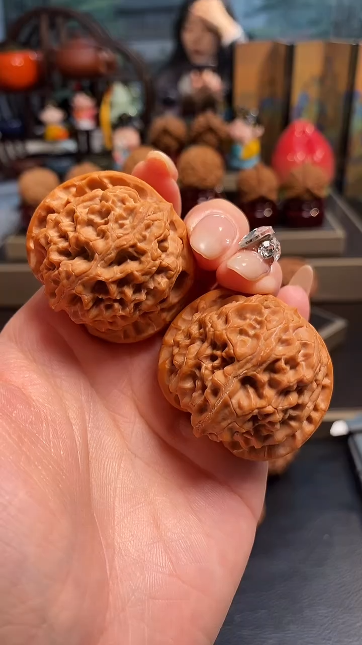 【闪购商品】文玩核桃把件H849苹果园40