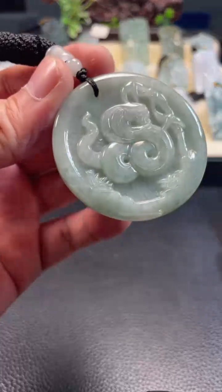 颈饰未镶嵌翡翠12/06/118