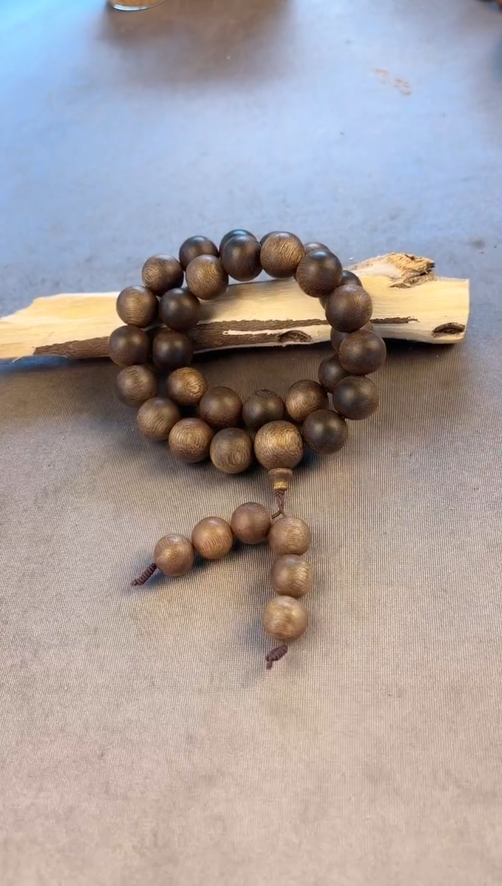 沉香沉香碎屑老白奇16手持圆珠沉83克+多样性发一