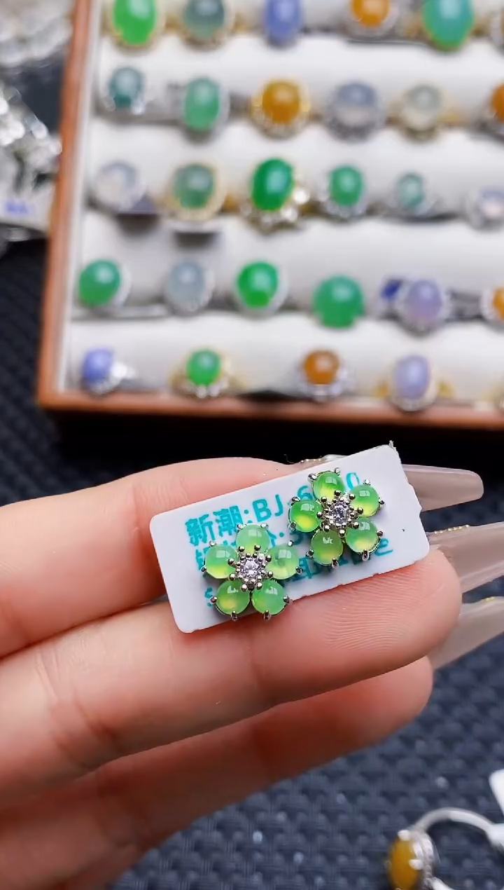 银S925镶嵌戒指翡翠8285