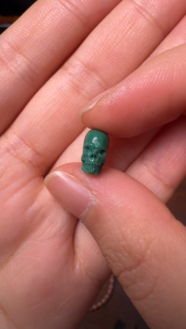 未镶嵌绿松石颈饰P****o雕刻配饰