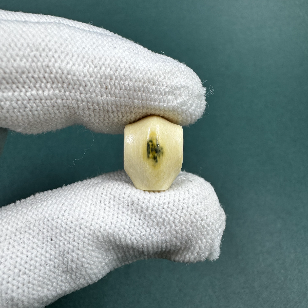 M1595天然猛犸牙玉龙6A三通 支持鉴定 假一罚四