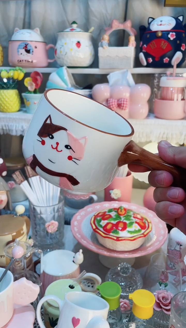 【闪购商品】瓷片手柄碗 质量好发货快放心拍