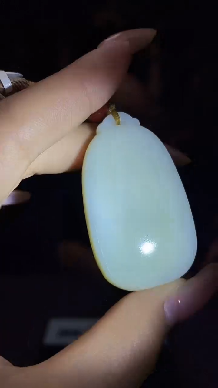 和田玉未镶嵌颈饰C852