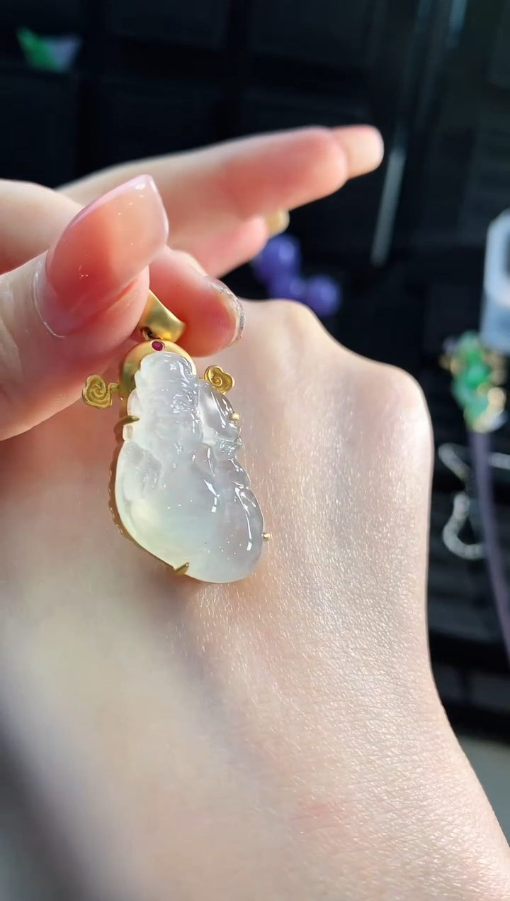 【闪购商品】翡翠吊坠(不含链)18K金镶嵌吊坠