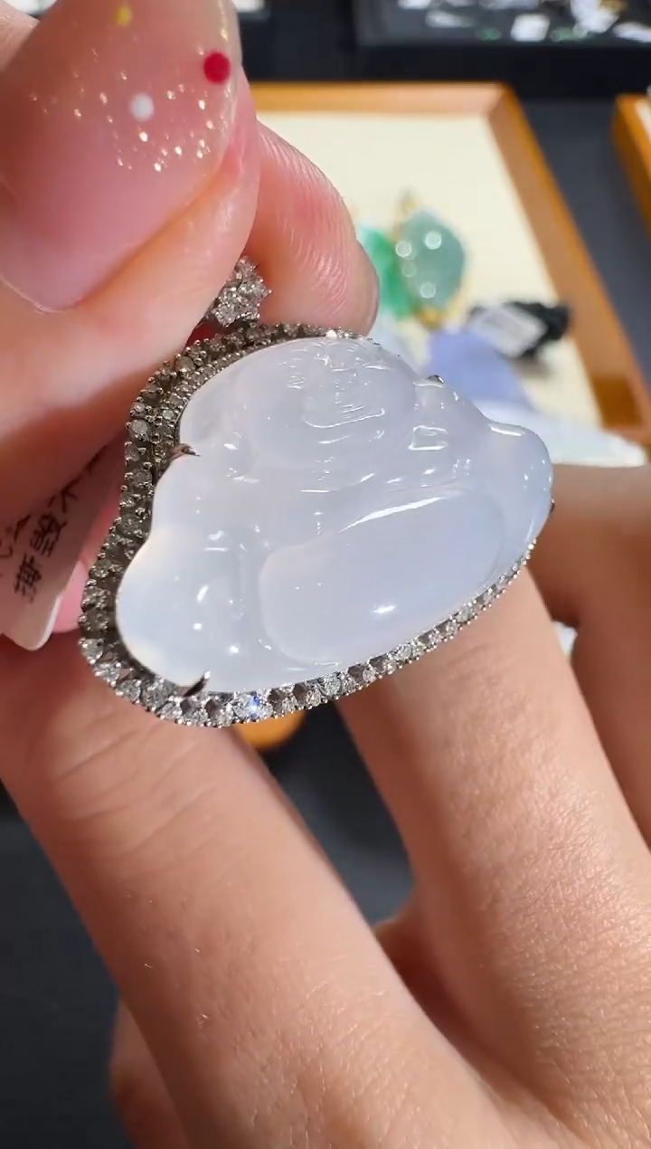 【闪购商品】翡翠吊坠(不含链)18K金镶嵌【源头工厂】钻石镶嵌