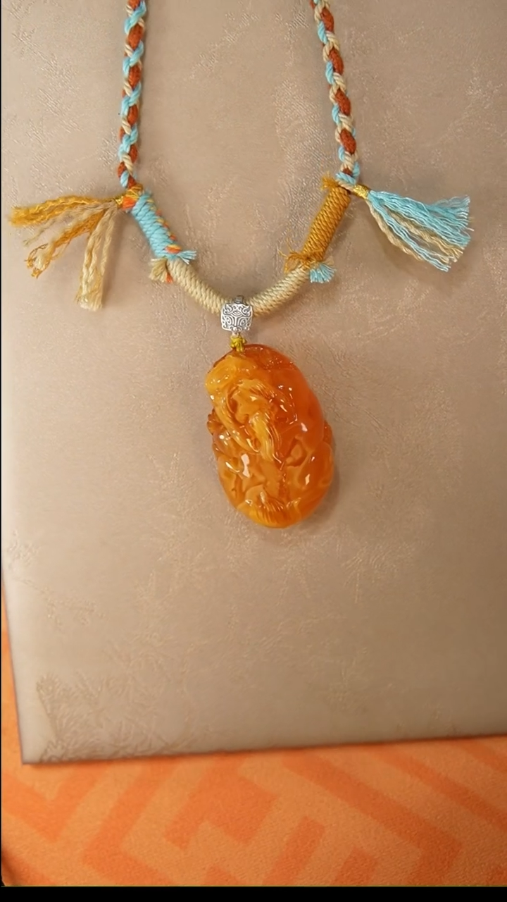 【闪购商品】琥珀颈饰未镶嵌颈饰