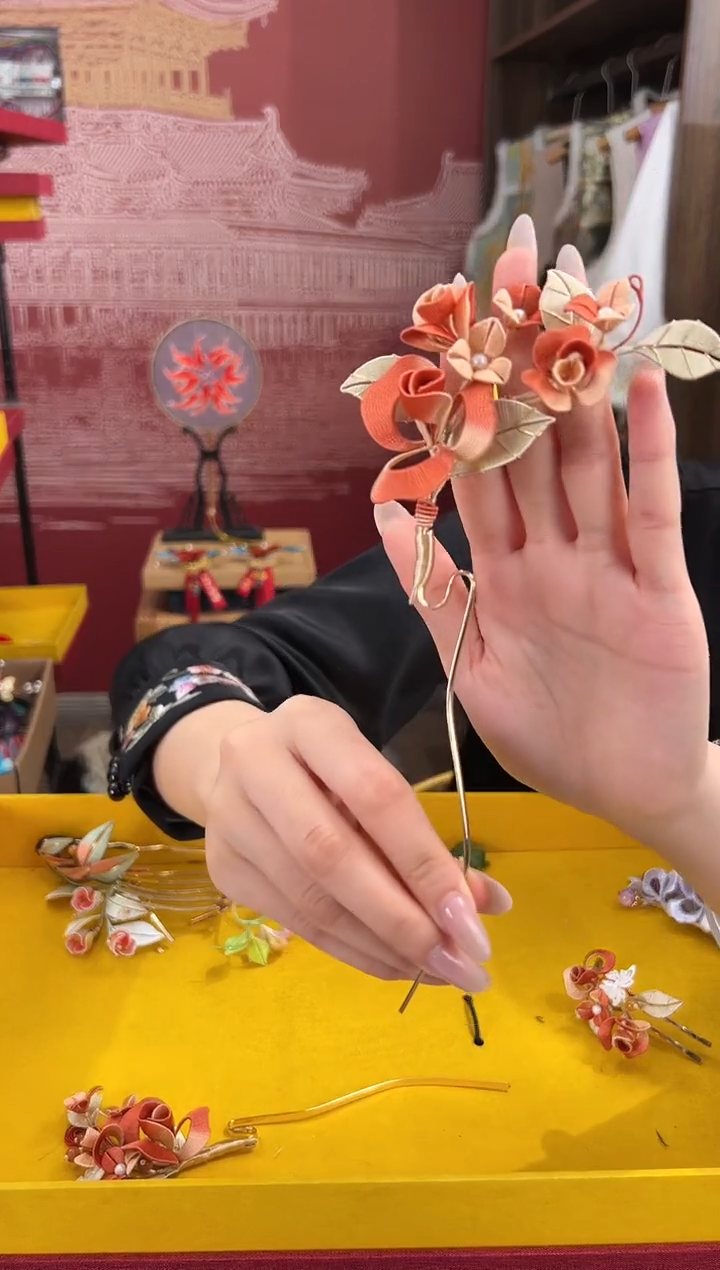 【闪购商品】刺绣非遗绒花（发饰）