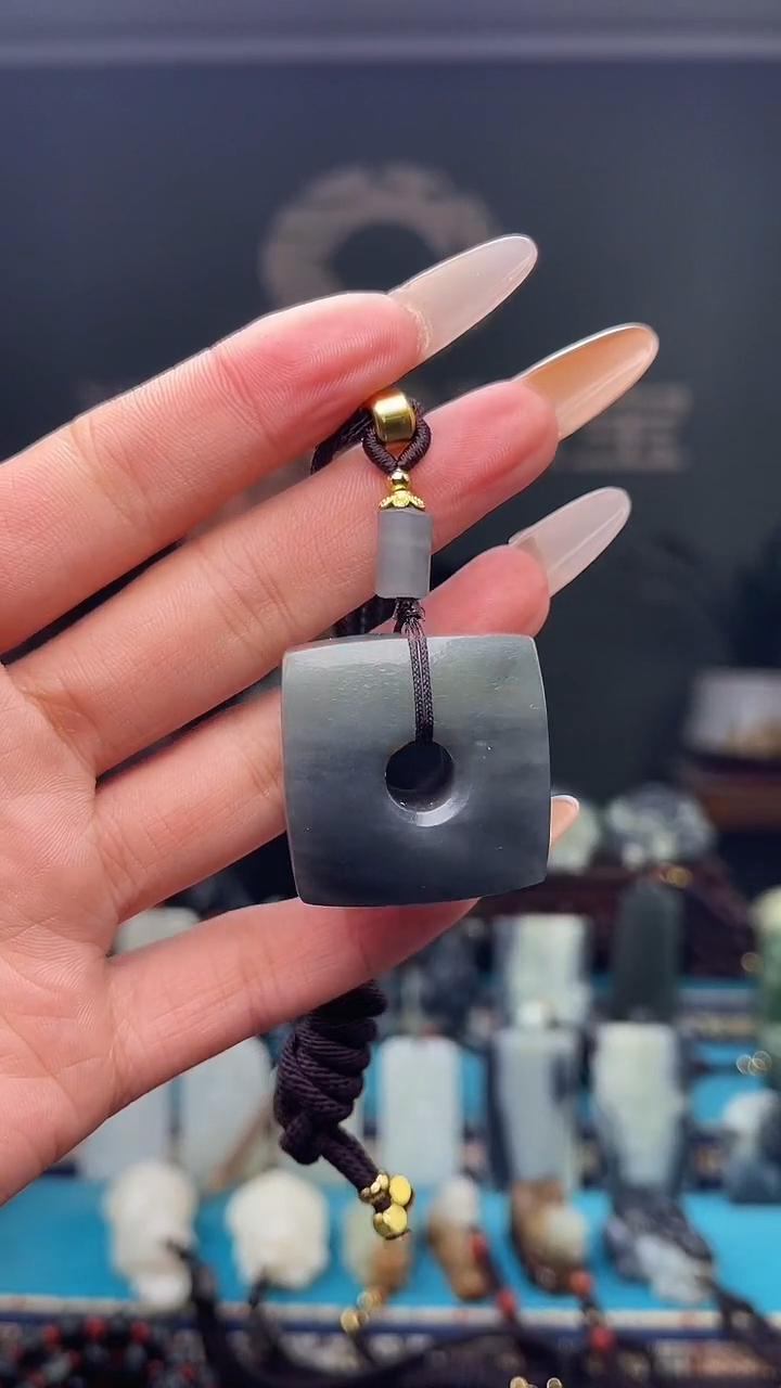 未镶嵌和田玉挂件1