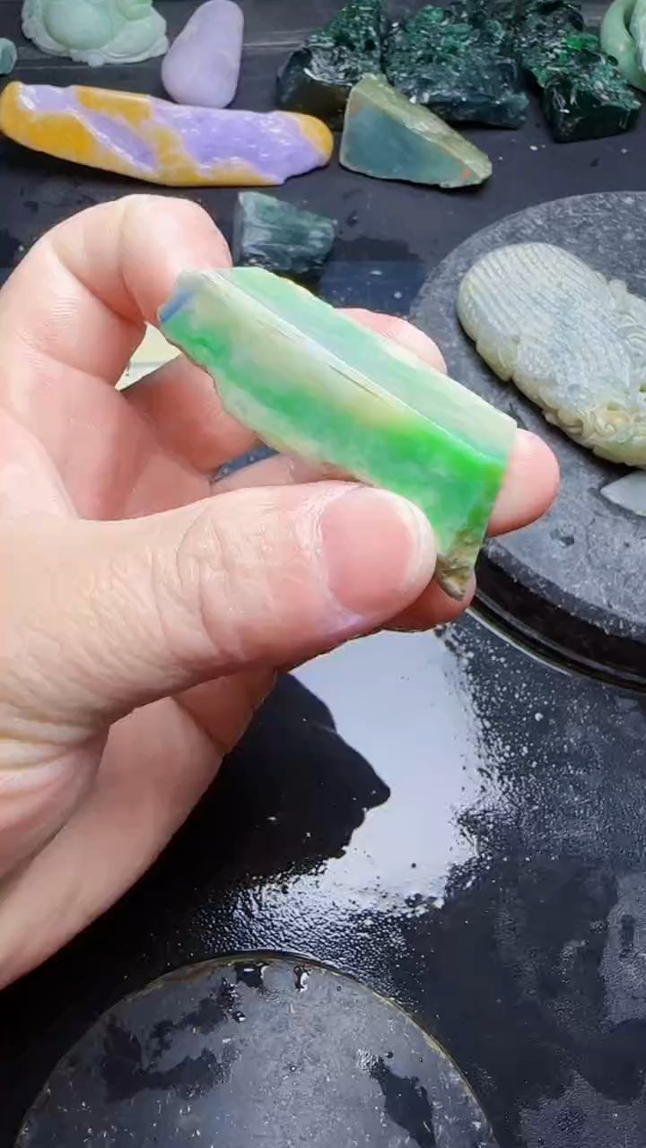 翡翠挂件未镶嵌天然翡翠100