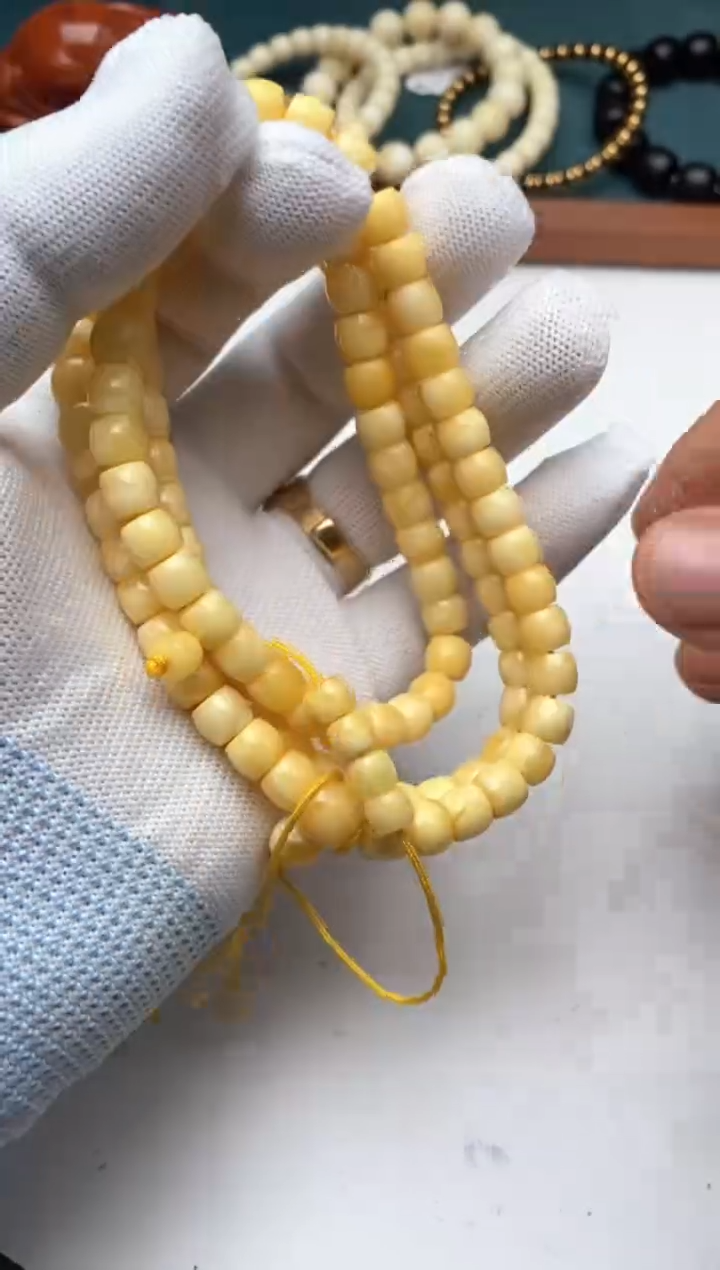 未镶嵌蜜蜡手串蜜蜡手串