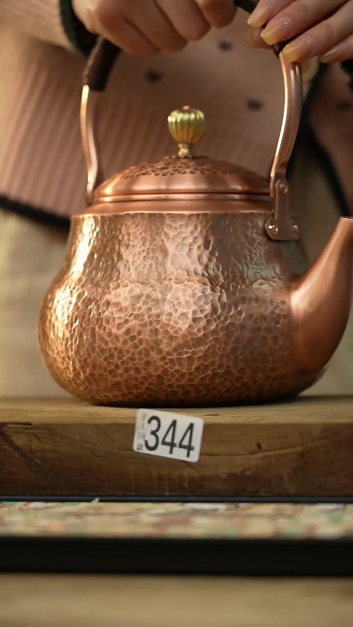 【闪购商品】瓷片设计师手作款 手工捶打铜壶