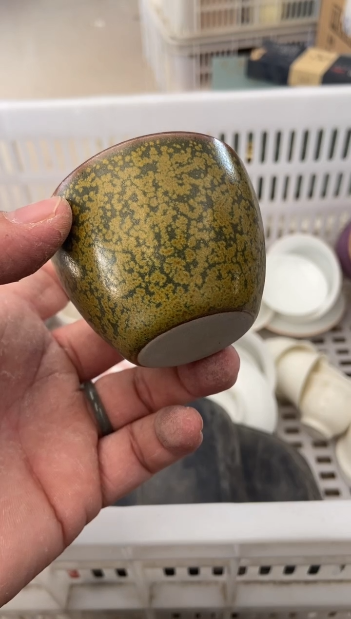 杯子瓷无运费险有瑕疵的摄影的产品有使用过的痕迹有点脏介意勿拍