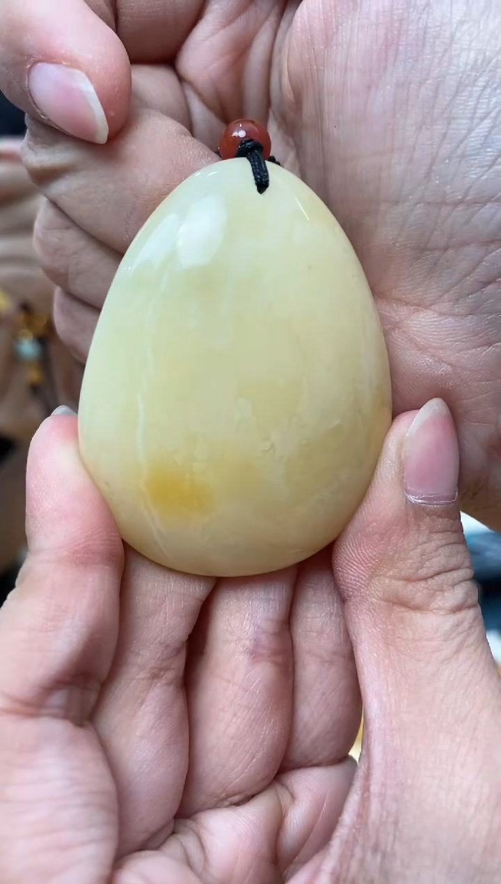 【闪购商品】蜜蜡裸石未镶嵌天然琥珀蜜蜡