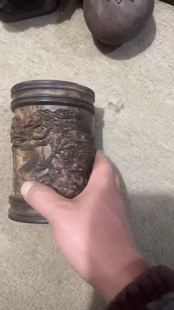 【闪购商品】木木雕新年快乐 香木摆件