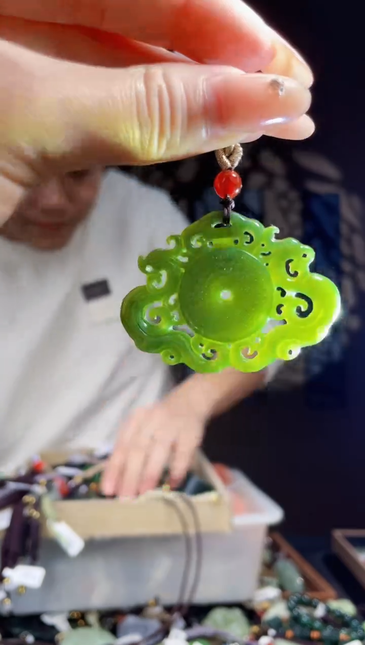 【闪购商品】和田玉颈饰未镶嵌拍一发一