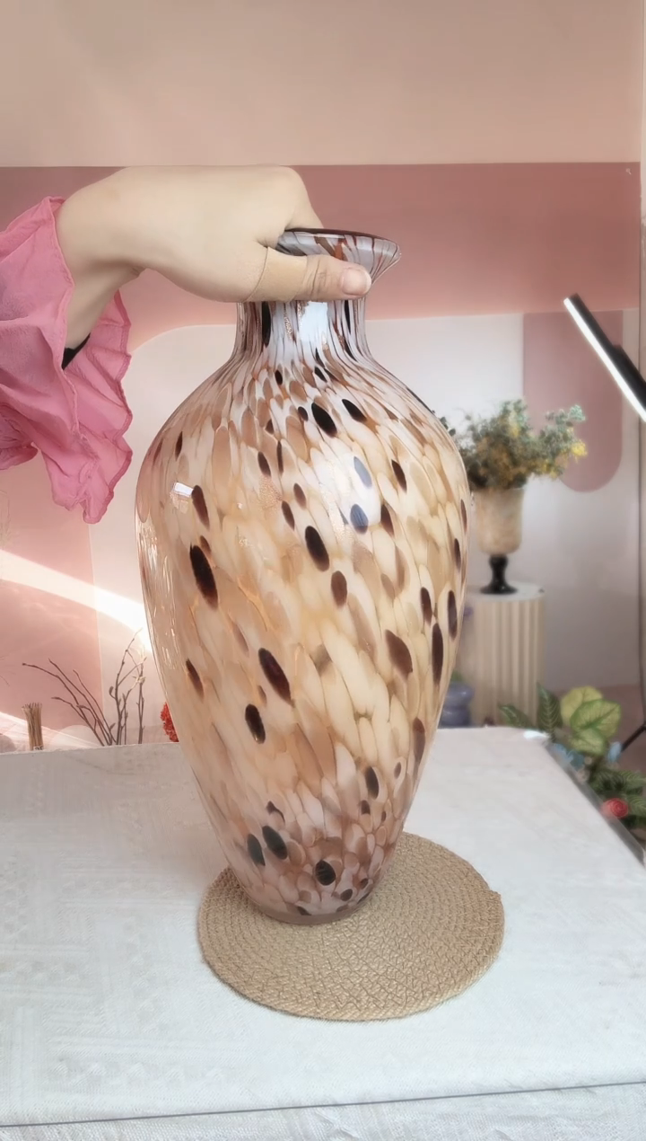 100直播玻璃花瓶