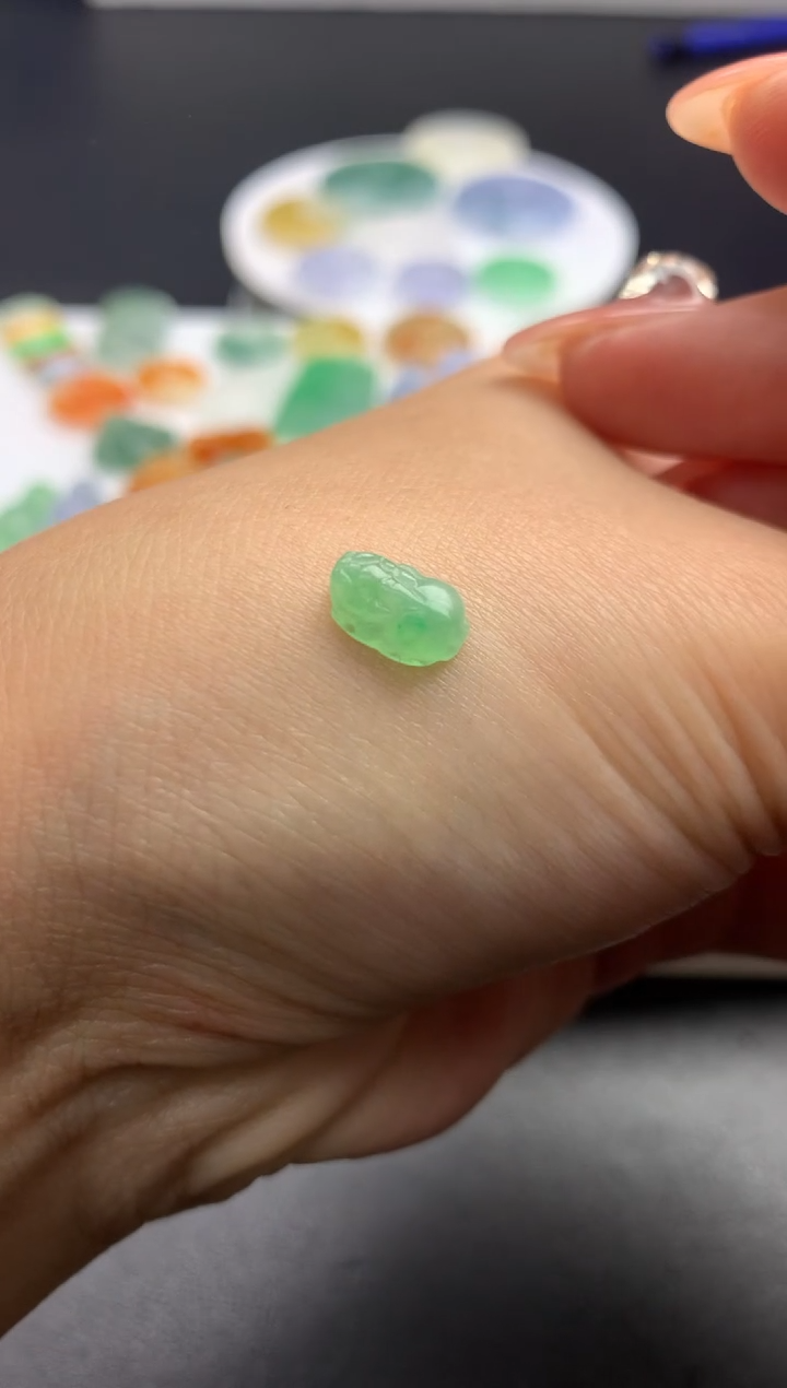 【闪购商品】定制翡翠未镶嵌毛货