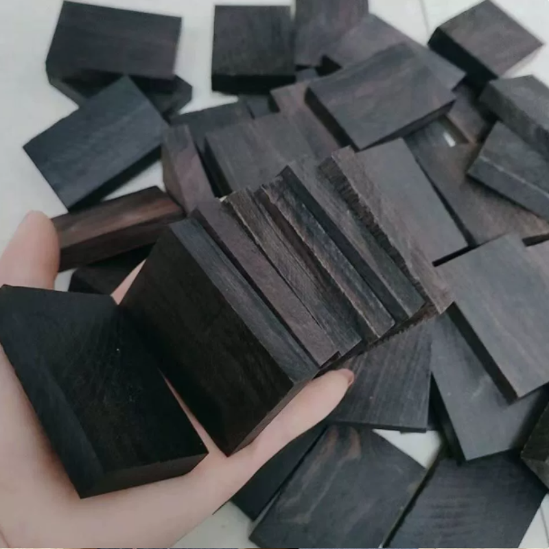 紫光檀6-4-1雕刻小料，无事牌平安牌。