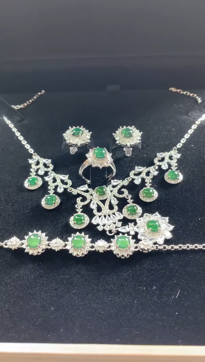 颈饰未镶嵌翡翠********482