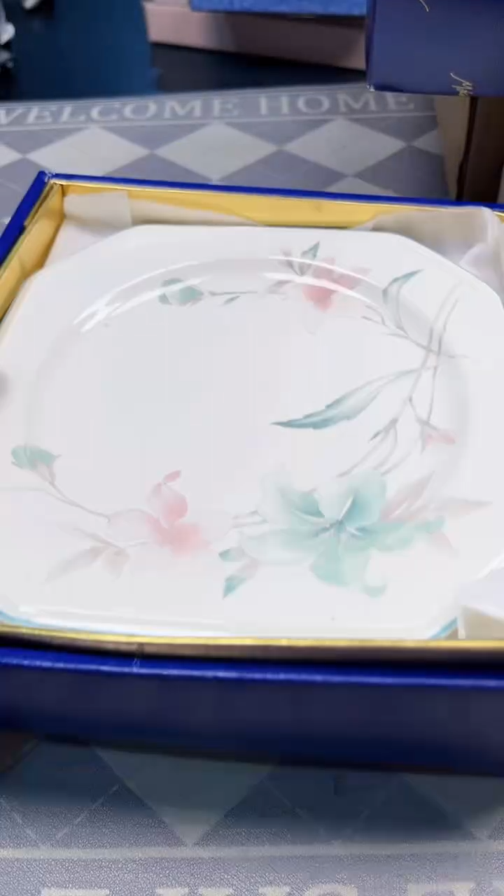 瓷片陶瓷如图所示周边