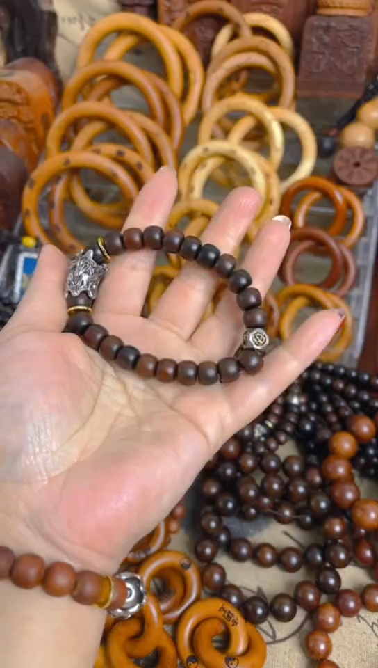 【闪购商品】枣木木雕手串1.0玉华