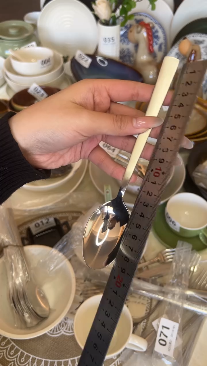 新骨瓷071 瑕疵  哑光柄 精品  勺子 2只装