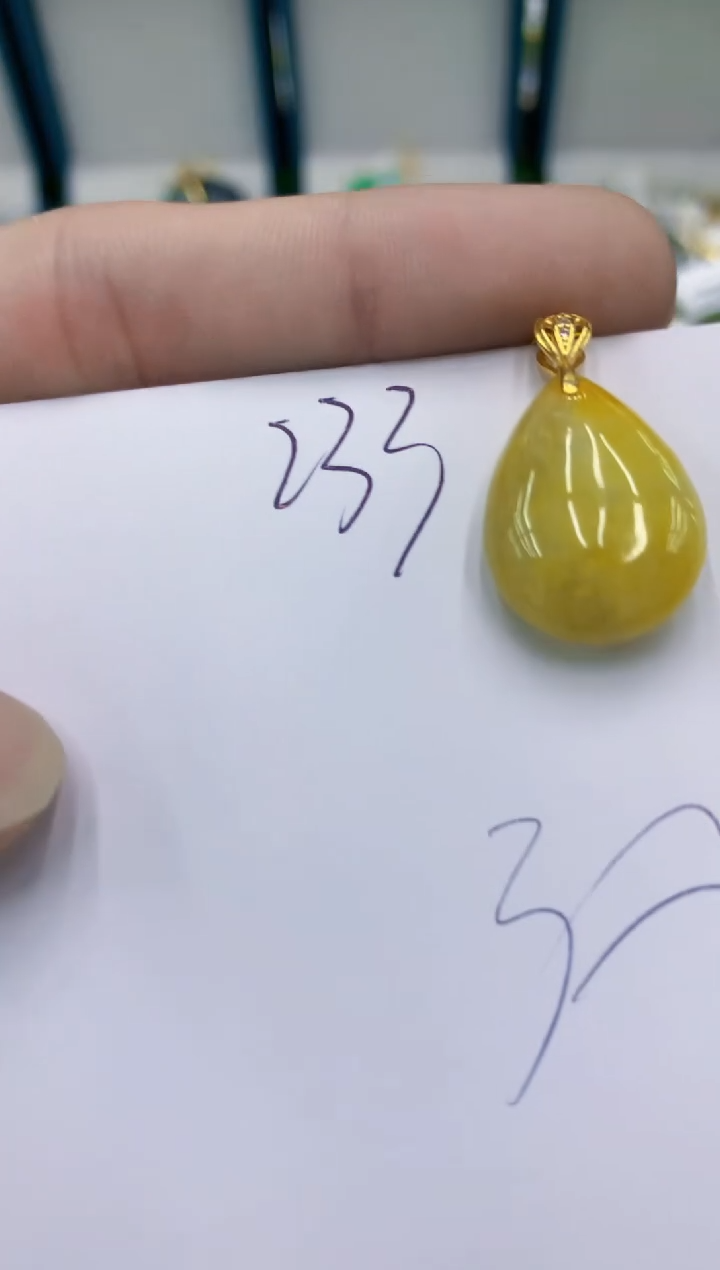 颈饰未镶嵌翡翠翡翠