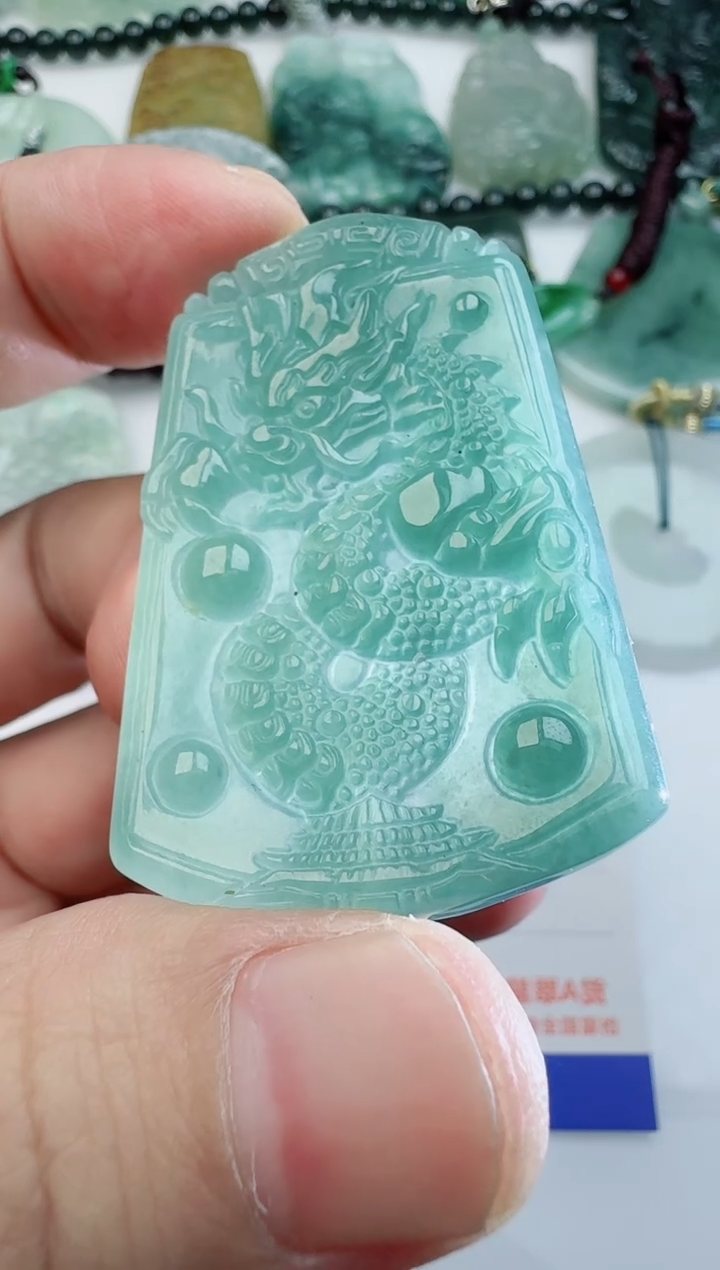 【闪购商品】翡翠颈饰未镶嵌多样性随机发其一