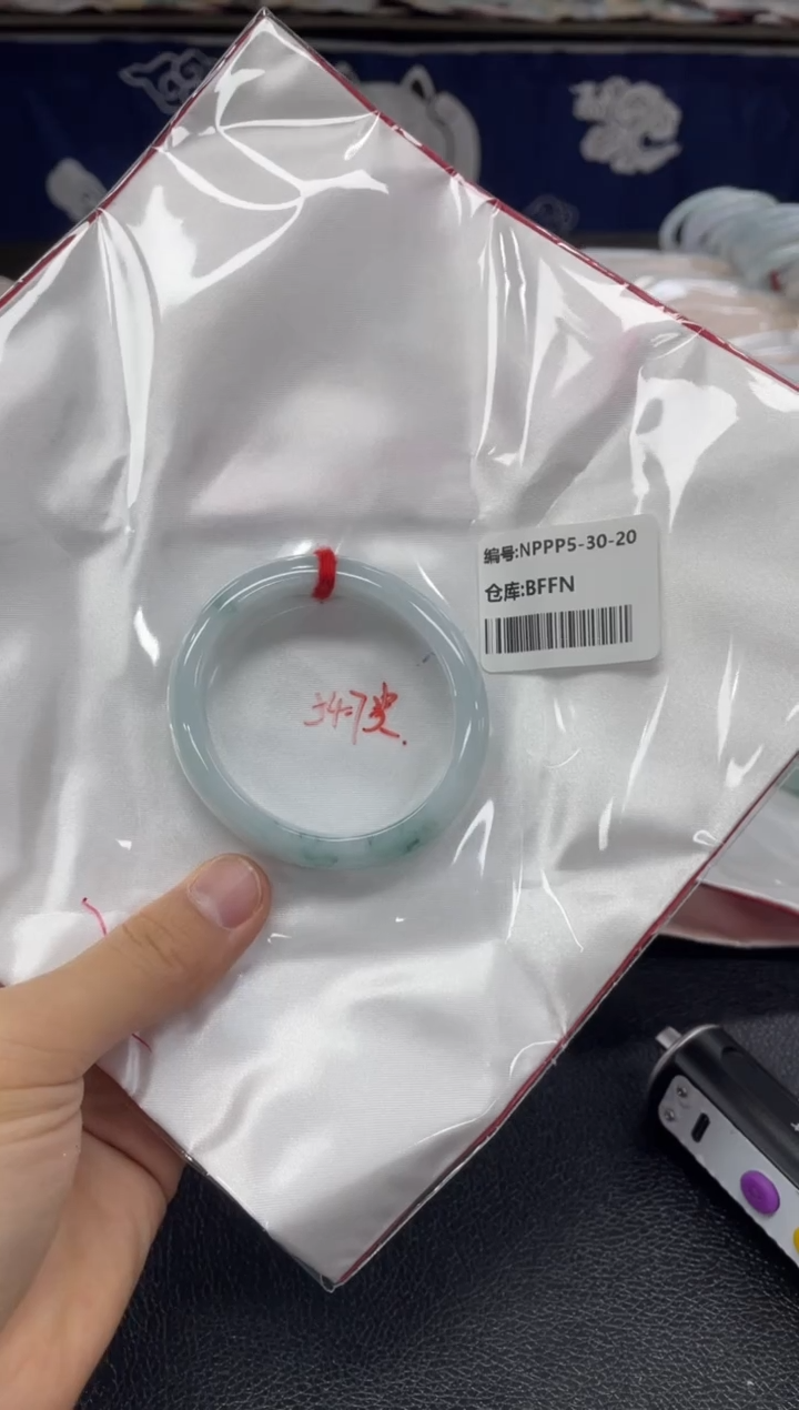 【闪购商品】翡翠未镶嵌手镯翡翠手镯