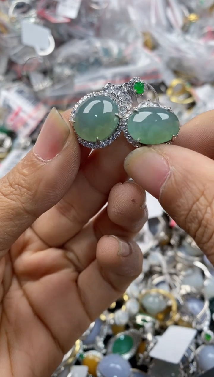 银S925镶嵌戒指翡翠666                5