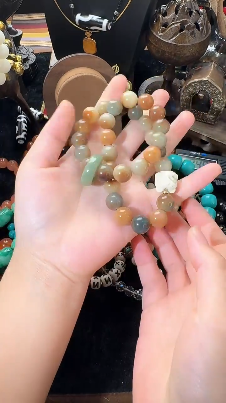 静静藏传文玩手串专属链接