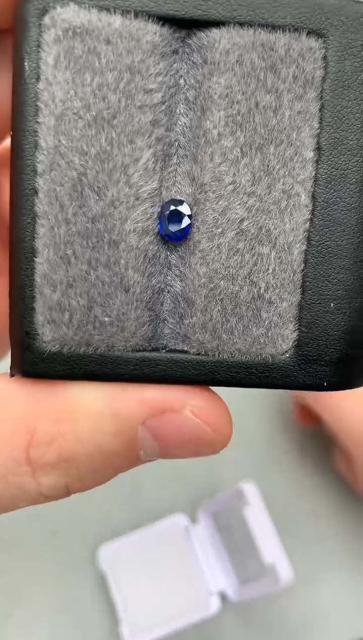 【闪购商品】蓝宝石裸石未镶嵌30-19 蓝宝石裸石